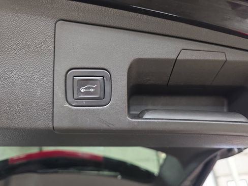 Used 2019 Cadillac XT5 Luxury image 13