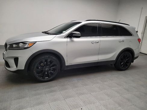 Used 2019 Kia Sorento S AWD/4WD image 2
