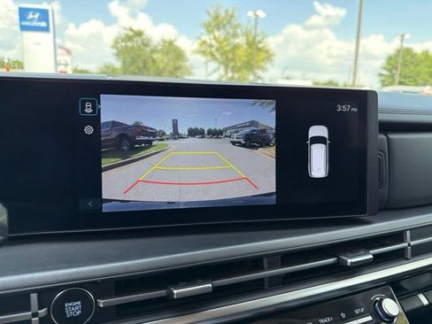 Certified 2024 Hyundai Santa Fe SEL FWD image 19