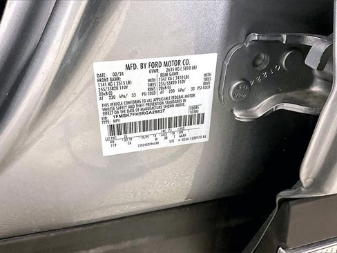 Used 2024 Ford Explorer Limited image 27