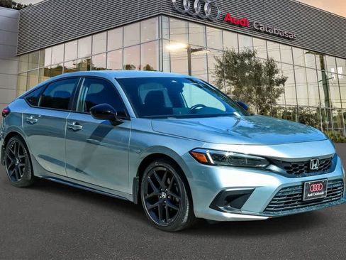 Used 2022 Honda Civic Sport image 5