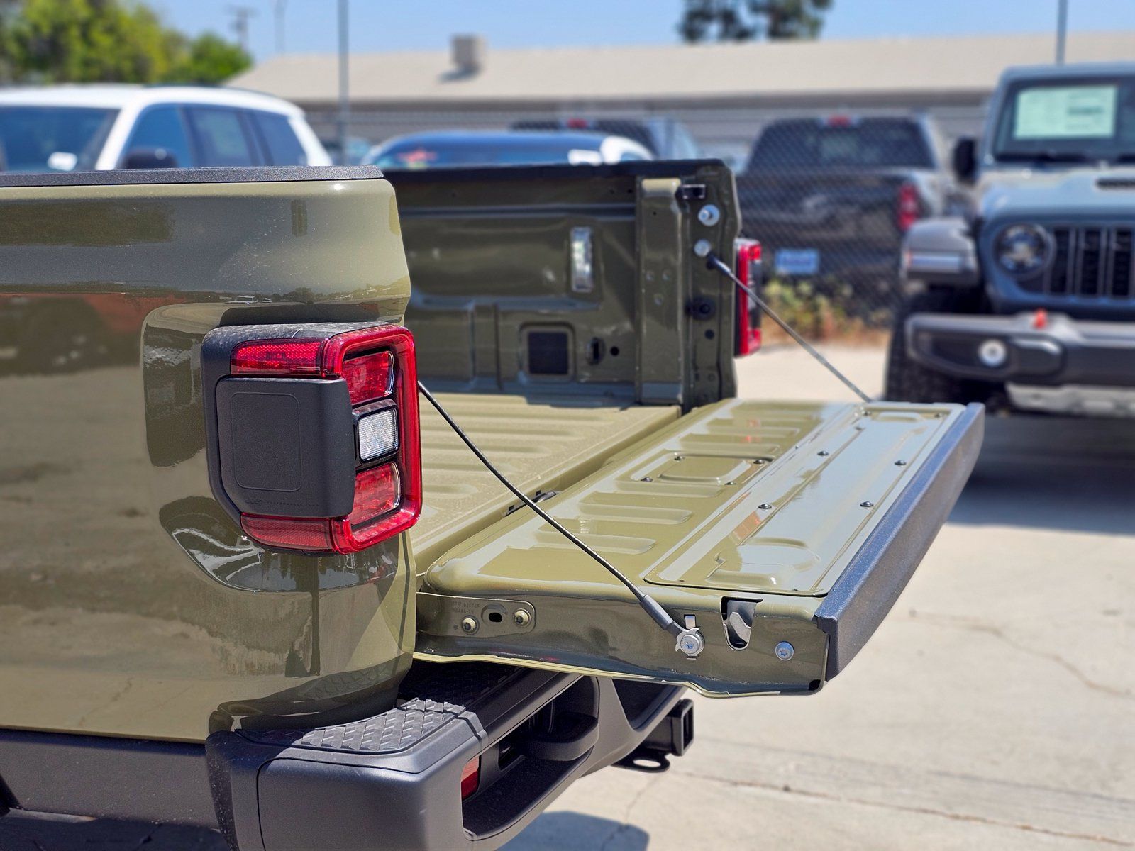 New 2026 Jeep Gladiator Mojave AWD/4WD image 8
