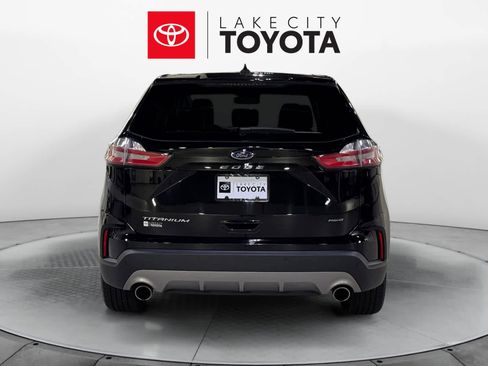 Used 2024 Ford Edge Titanium image 4