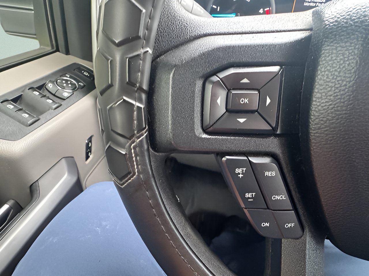 Used 2018 Ford F250 XLT AWD/4WD image 19