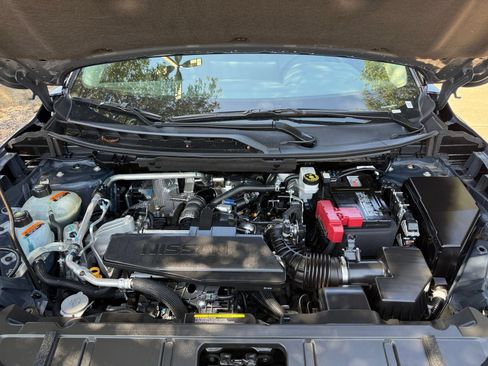Used 2026 Nissan Rogue SL AWD/4WD image 34