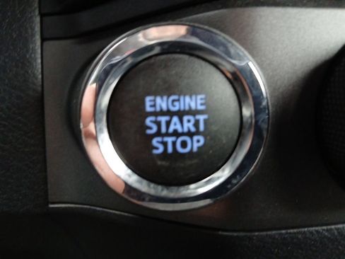 Certified 2022 Toyota Tacoma TRD Off-Road w/ Technology Package image 31