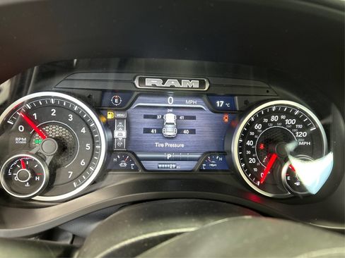 Used 2026 RAM 1500 Express AWD/4WD image 14