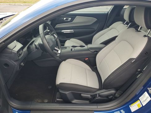 Used 2024 Ford Mustang Coupe RWD image 11