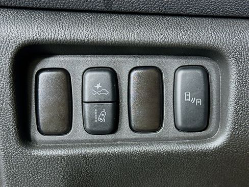 Used 2025 Mitsubishi Outlander Sport SE image 17