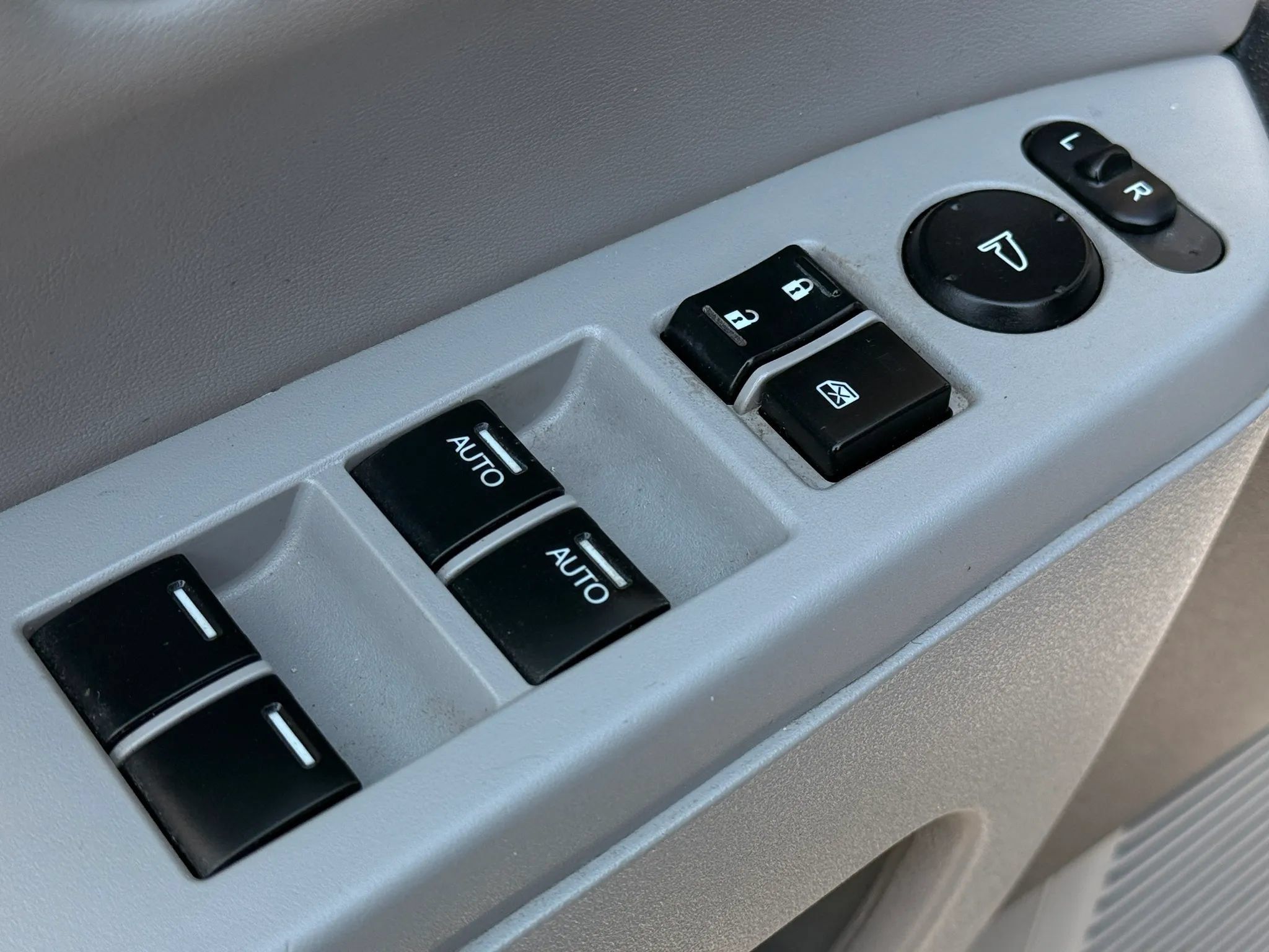 Used 2015 Honda Pilot EX-L image 25