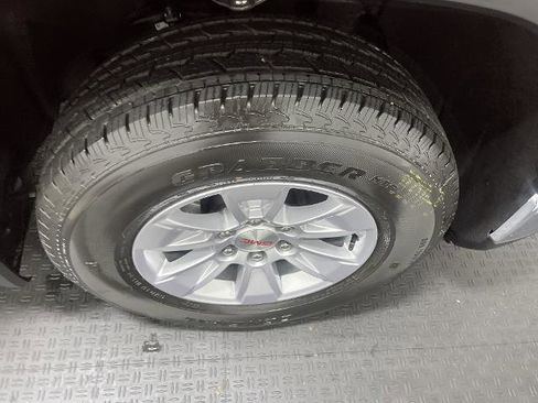 New 2026 GMC Sierra 1500 Pro w/ Pro Value Package image 19