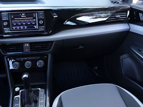 Certified 2023 Volkswagen Taos S FWD image 17