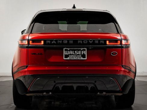 Used 2022 Land Rover Range Rover Velar R-Dynamic S image 9