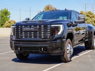 New 2026 GMC Sierra 3500 Denali Ultimate AWD/4WD video 2
