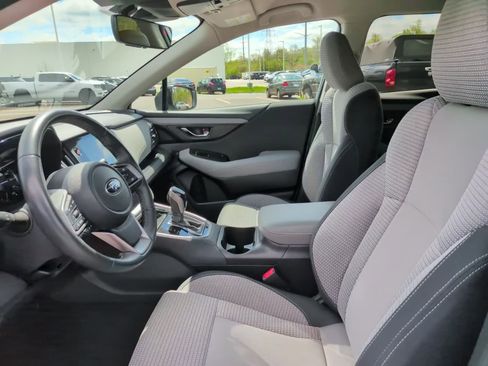 Used 2024 Subaru Outback Premium AWD/4WD image 14
