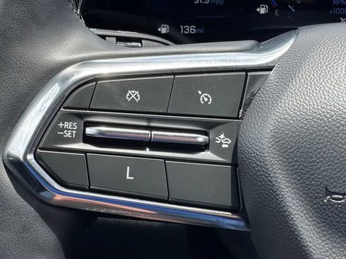 Used 2025 Chevrolet Equinox LT FWD image 21