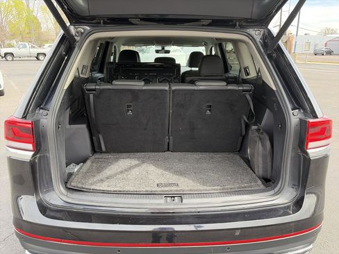 Used 2023 Volkswagen Atlas SE w/ Black Wheel Package image 26