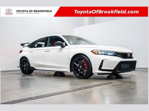 Used 2025 Honda Civic Type R image 1