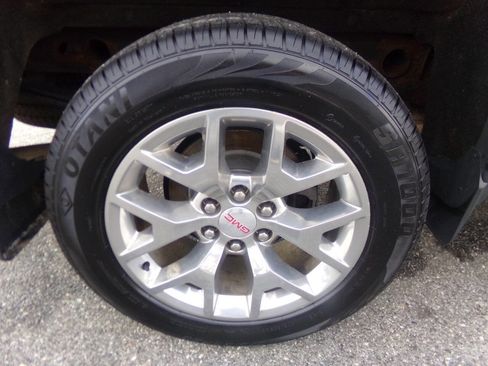 Used 2018 GMC Sierra 1500 SLT w/ SLT Premium Package image 18