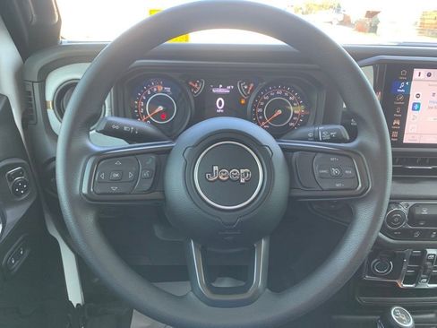 New 2025 Jeep Gladiator Sport AWD/4WD image 16