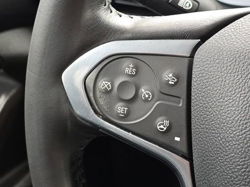 Used 2021 Chevrolet Traverse Premier image 41