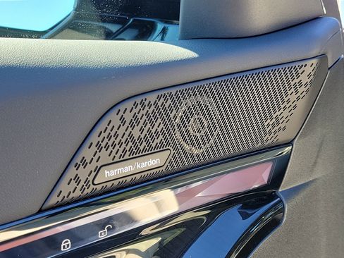 New 2026 BMW 550e xDrive w/ Executive Package image 14