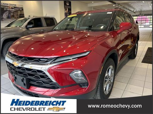 Used 2023 Chevrolet Blazer LT w/ Convenience Package AWD/4WD image 6