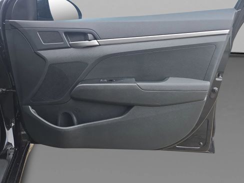 Used 2020 Hyundai Elantra SE w/ Cargo Package (C1) FWD image 36