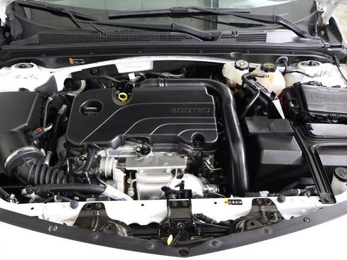 Used 2025 Chevrolet Malibu LS FWD image 19