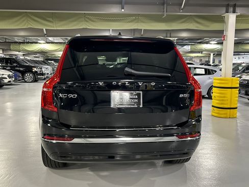 Used 2023 Volvo XC90 B5 Plus w/ Protection Package Premier AWD/4WD image 3
