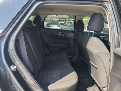 Certified 2023 Kia Sportage LX AWD/4WD image 24