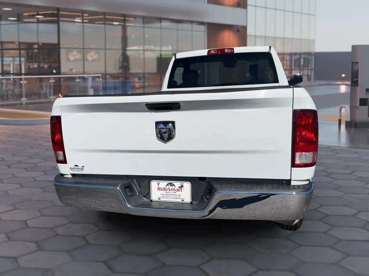 Used 2022 RAM 1500 Classic SLT AWD/4WD image 8