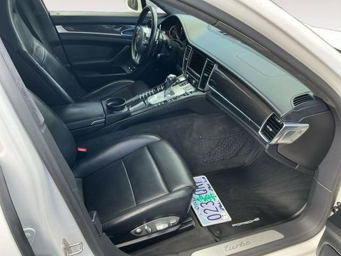 Used 2012 Porsche Panamera Turbo image 15