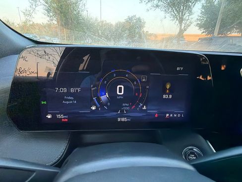 Used 2026 Chevrolet Equinox LT FWD image 6