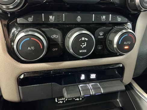 Used 2022 RAM 1500 Laramie AWD/4WD image 50