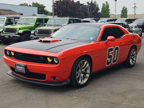 Certified 2020 Dodge Challenger R/T RWD image 3