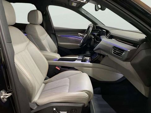 Used 2024 Audi Q8 e-tron Prestige w/ Prestige Package image 71