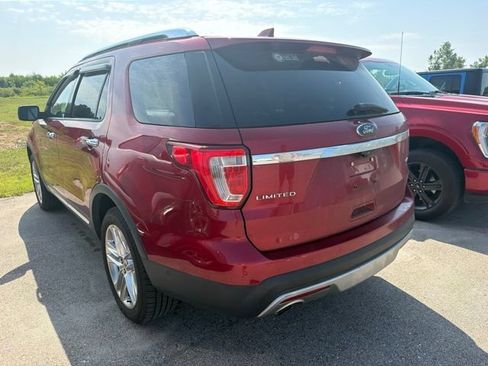 Used 2016 Ford Explorer Limited w/ Equipment Group 301A AWD/4WD image 8