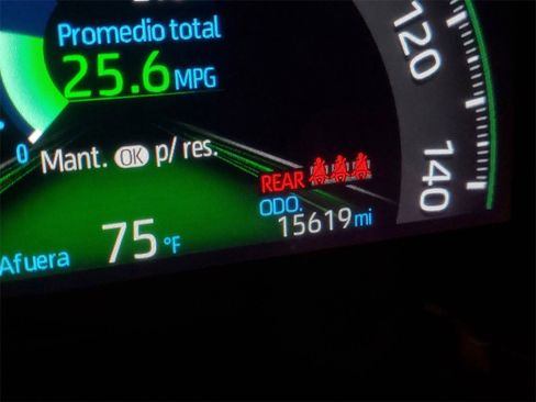 Used 2024 Toyota RAV4 LE image 22