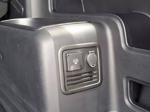 Used 2021 Toyota 4Runner SR5 Premium w/ Moonroof Package RWD image 19