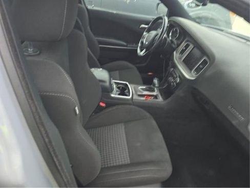 Used 2022 Dodge Charger GT RWD image 4