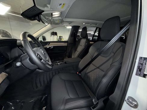 Certified 2025 Volvo XC90 T8 Plus w/ Protection Package Premier AWD/4WD image 2