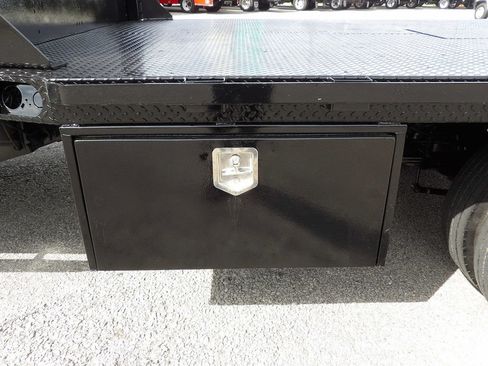 Used 2024 Ford F550 4x4 Crew Cab Super Duty w/ XLT Value Package image 50