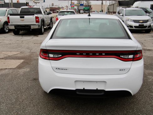 Used 2015 Dodge Dart SXT w/ Cold Weather Group image 5