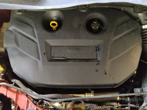 Used 2017 Ford Escape SE w/ Equipment Group 201A FWD image 30