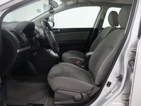 Used 2012 Nissan Sentra 2.0 SR w/ Special Edition Pkg FWD image 11