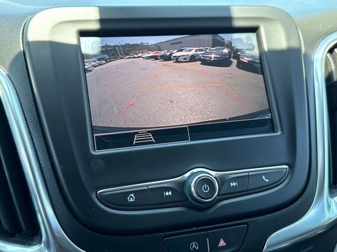 Used 2022 Chevrolet Equinox LS w/ LPO, Cargo Package FWD image 28