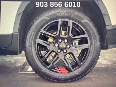 Used 2023 Chevrolet Traverse Premier w/ Redline Edition image 15