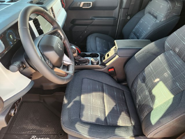 New 2026 Ford Bronco Heritage Edition AWD/4WD image 9