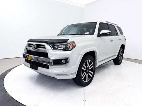 Used 2022 Toyota 4Runner Limited image 13
